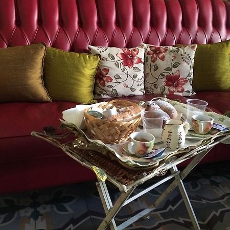 Suite Carducci B&B - Residence รูติเญียโน ภายนอก รูปภาพ