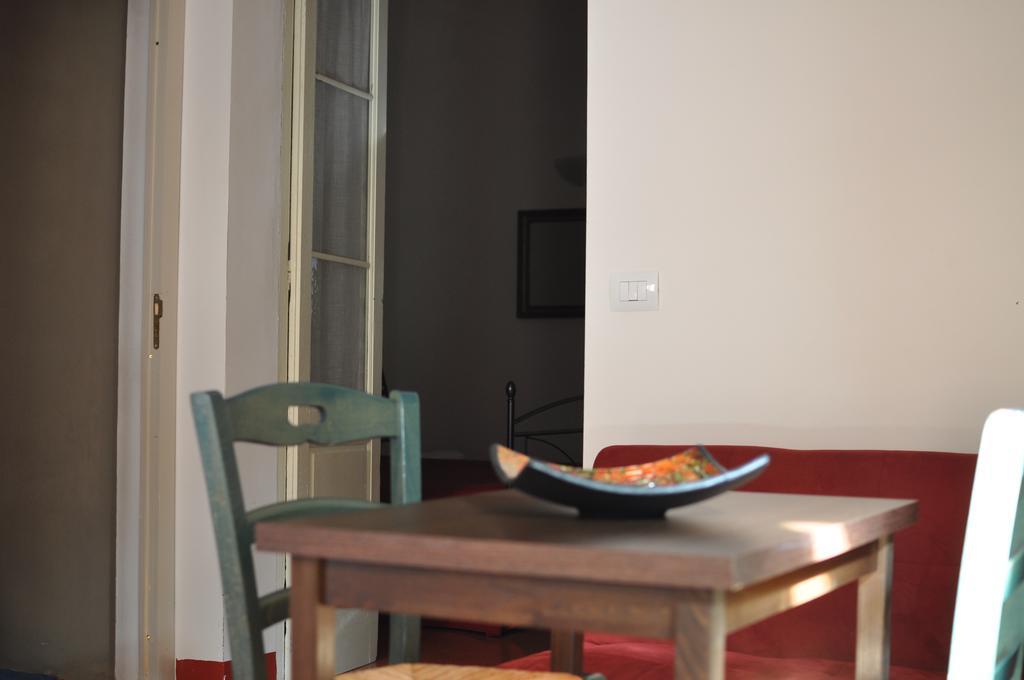 Suite Carducci B&B - Residence รูติเญียโน ภายนอก รูปภาพ
